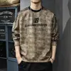Nova blusa de moletom masculina com gola redonda, peso pesado, design minimalista, coleção outono/inverno 2026, top casual e versátil de manga longa para homens