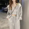 [Imagen Oficial] Escama de Pez ~ Nuevo conjunto de tres piezas estilo coreano, dulce y moderno, holgado, casual y a la moda, conjunto deportivo