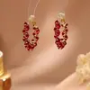 Pendientes de Zirconia Roja para Mujer Lujo Ligero Gama Alta Elegantes Elegantes Europeos y Americanos Pendientes de Zirconia de Lujo Ligero Pendientes Elegantes Versátiles