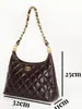 2025 Nuevo Estilo Bolso Cubo Pequeño Estilo Fragante Cuero con Cera de Aceite Retro Bolso Hobo para el Brazo Bolso Acolchado con Cadena Gruesa