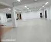 Tapete de Piso de Plástico PVC Branco Puro para Exposições, Vinil de Piso Cinza Creme para Jardim de Infância, Material em Rolo com Superfície Fosca 2.0