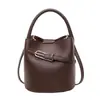 Bolso de Cubo de Mano de Alta Gama Versátil Retro para Mujer 2026 Nuevo Bolso de Hombro de Moda para el Trabajo Bolso Cruzado a la Moda