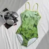 Nuevo Traje de Baño de una Pieza con Estampado de Mariposa Verde Degradado para Mujer, de Alta Gama, Adelgazante, Profesional para Piscina y Competición