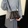 Bolsa de saco de alta qualidade com cordão para mulheres, nova coleção 2026, design requintado, perfeita para passeios, o dia a dia e pode ser usada como bolsa de ombro ou bolsa transversal