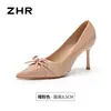 Sapatos de Salto Alto Cor Rosa Nude Zhr para Mulheres Verão 2026 Novo Estilo Francês Bico Fino Laço Salto Agulha para Combinar com Saias