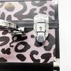 740 aluminio de color estampado de leopardo multiusos aleación de aluminio estuche cosmético belleza de uñas pestañas Barbería herramientas de maquillaje fabricante de Foshan