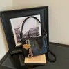 Bolso de Mano de Nicho Nuevo Otoño 2026 Exquisito Moda Femenina para el Trabajo Bolso Cruzado de Hombro de Alto Valor Bolso Cuadrado Pequeño