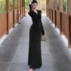 Vestido largo liso de manga larga, estilo retro elegante para mujer, prenda interior de otoño e invierno, corte ajustado, ceñido a la cintura, que realza la figura, ceñido al cuerpo