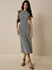 Vestido Largo Europeo y Americano Nuevo a Rayas Adelgazante Cuello Redondo Bodycon Ceñido a la Cadera Vestido de Manga Corta con Temperamento para Viajar al Trabajo Citas