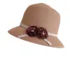 Sombrero de Pescador de Encaje y Cinta Estilo Chanel para Mujer, Sombrero de Paja de Verano con Protección Solar y Decoración de Camelia, Sombrero de Sol para Exteriores