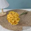 Flores de Seda Artificiales de Narciso Frescas y Elegantes de Gama Alta, Flores Falsas de Plástico de Lujo Ligero Nórdico, Adorno de Ramo Decorativo para Mesa de Comedor de Sala de Estar