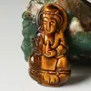 Fabricantes Atacam no Atacado um Grande Número de Pingentes de Buda de Pedra Olho de Tigre, Vários Pingentes de Jade, Ornamentos de Pedra Olho de Tigre e Joias