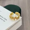 Anillo de Oro Vintage Floral con Circonita de Diamante Completo Moda Versátil Personalidad Lujo Ligero Anillo para Mujer