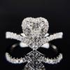 Anillo de circonita con forma de corazón en forma de V de Cao Shiwish, nuevo y sencillo, ideal para mujer, estilo europeo y americano, ideal para compromiso y propuesta de matrimonio.