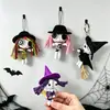 Colgante de Muñeco Vudú Divertido de Halloween Llavero de Figura de Bruja Tejida de Lana Decoración de Fiesta Adorno Colgante Pequeño