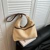 Bolsa de Paja Tejida de Verano para Mujer Pedido Extranjero Nuevo Estilo 2026 Bolso Cubo de Hombro Único Gran Capacidad Bolso Tejido a Mano para Vacaciones en la Playa