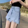 Shorts Jeans de Cintura Alta em A Feminino Verão Solto 2022 Nova Moda Ins Rasgado Celebridade da Internet Finos de Perna Larga Hot Pants