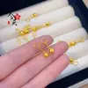 Brincos de Gancho para Gorro com Contas Foscas e Brilhantes de Areia Dourada do Vietnã Versão Coreana de Moda Simples Brincos para Mulheres Fabricantes Atacado