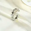 Anel Aberto Trevo da Sorte Banhado a Ouro 18K com Madrepérola Natural para Mulheres, Estilo Europeu e Americano, Luxo Leve, Anel que Não Desbota