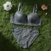 Conjunto de lencería de encaje con aros, diseñado para prevenir la flacidez, proporcionar modelado y ofrecer un ajuste cómodo y transpirable