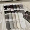 Nueva colección otoño e invierno 2026: calcetines de algodón versátiles, clásicos, de color liso, de longitud hasta la pantorrilla, en estilo japonés para mujer