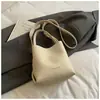 Bolso de Mano de Alto Valor Estético, Bolso Cubo de Gran Capacidad para Mujer, Bolso de Hombro Nuevo y de Moda Invierno 2025, Bolso Cruzado Elegante