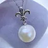Accesorios de Perlas DIY Plata de Ley S925 Base Vacía Moda y Único Diseño de Flor de Iris Colgante Dulce y Versátil