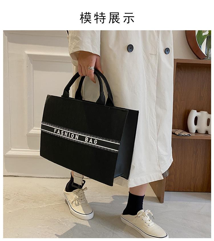 1模特展示_01.jpg