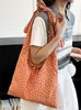 Yuezhi retro gran capacidad 2026 primavera nuevo diseño estilo francés de alta gama floral bandolera de un solo hombro para mujer