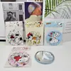 Espejo de Anime Snoopy, Lindo y Portátil, Espejo Redondo de Alta Calidad con Forma de Perro para Retoques de Maquillaje y Aplicación de Labial