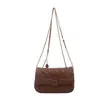 Bolso de hombro de diseño retro de nicho, bolso cuadrado pequeño de cadena de moda para el verano de 2026, bolso casual elegante y moderno para debajo del brazo