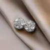Brincos de Orelha Brilhantes de Diamante com Camada Dupla de Luxo Leve, Presilhas de Orelha Indolores de Nicho de Alta Qualidade, Design Empilhável Exquisito, Brincos Versáteis