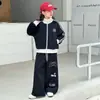 Conjunto Deportivo de Otoño para Niñas 2026 Estilo Nuevo: Conjunto de Dos Piezas de Chaqueta Color Block y Pantalones Casuales para Niñas, Holgado para Primavera-Otoño, para Niños Mayores