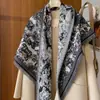 Bufanda Otoño e Invierno Nueva Estilo Coreano Bufanda Triangular Tejida Engrosada Accesorios de Ropa Profesional para Mujer Chal Abrigo