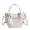 Bolso de Moda de Venta Caliente para Mujer, Comercio Exterior Transfronterizo, Bolso Cubo Versátil para Hombro y Cruzado, Nuevo Otoño e Invierno 2025
