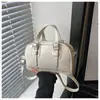 Bolso de mano negro retro de estilo coreano 2026 para mujer, versátil para primavera-verano, bolso de hombro versátil, bolso cruzado, moderno