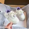 Zapatos Deportivos Ligeros para Niños Princesa Primavera Nuevo Estilo 2026 Zapatos Infantiles Niñas Moda Pequeño Mediano Grande Niños Zapatos de Tabla Blancos Zapatos de Moda