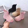 Botines de calcetín para niños 2026 Primavera y Otoño Nuevo Estilo Botas Individuales para Niñas Botas Cortas para Niñas Botas Martin de Tejido Volador Botas Elásticas de Punto