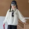 Sudadera para Niñas Otoño 2026 Nuevo Estilo Niñas Grandes Moda Falso Dos Piezas Estilo Universitario Cuello Solapa Pantalones Cargo