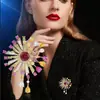 Broche de Fuegos Artificiales con Colgante de Borla de Lujo Ligero Elegante Colorido Diamante Flores Brillantes en Flor Accesorios Ramillete Joyería para Mujeres