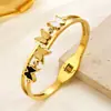 Pulsera de Acero de Titanio con Mariposa Blanca y Negra y Nácar para Mujer, Elegante Pulsera de Mariposa de Doble Fila Mate Transfronteriza de Moda para Mujer al por Mayor