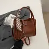 La Popular Bolsa Saco de Este Año para Mujer 2025 Otoño Nueva Moda Simple de un Solo Hombro Pequeña Bolsa Cruzada para Viajes