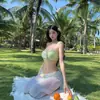 Maiô Biquíni para Mulheres 2025 Novo Estilo Amarelo Gengibre Floral Litoral Sexy Estilo Férias Conjunto de Três Peças com Saída de Praia para Fontes Termais