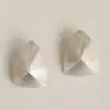 Pendientes de Tuerca Geométricos Triangulares Cónicos Cepillados de Diseño de Nicho, Modernos, Simples, Elegantes, con un Acabado Mate Refinado y de Alta Gama para Mujer