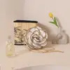 Bolsa Transversal de Palha Crochê Floral Elegante Feita à Mão, Nova Bolsa Tecida de Camélia de Nicho, Bolsa para Férias na Praia
