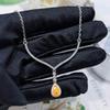 Pequeno Livro Vermelho Cyber Celebridade Mesmo Estilo Água Gota Pera Em Forma de Diamante Amarelo Colar Luz Luxo Diário Nicho Design Pingente Caibao Pequeno para Mulheres