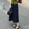 Peça única/Estilo coreano moda verão nó torcido barra com fenda blusa de manga curta e saia de bolinhas conjunto elegante