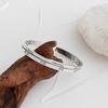 Pulsera de plata de ley 925 con textura industrial pesada y extremos abiertos, diseño de pulsera con nicho, diamantes brillantes, exquisita joyería retro.