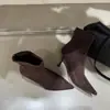 Primer Encuentro Temporada Estilo Retro Gamuza Punta Fina Tacón Aguja Botas Delgadas Otoño e Invierno Atmosféricas Elegantes Cremallera Trasera Botas de Moda