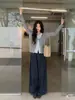 Design elegante e estiloso, lindo top de malha de manga comprida falso de duas peças para mulheres, outono, petite, estilo coreano, maduro e sofisticado